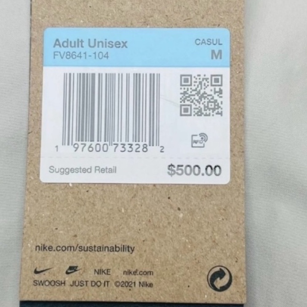 Nike ACG Gore-Tex Rain jacket - Picture 12 of 13